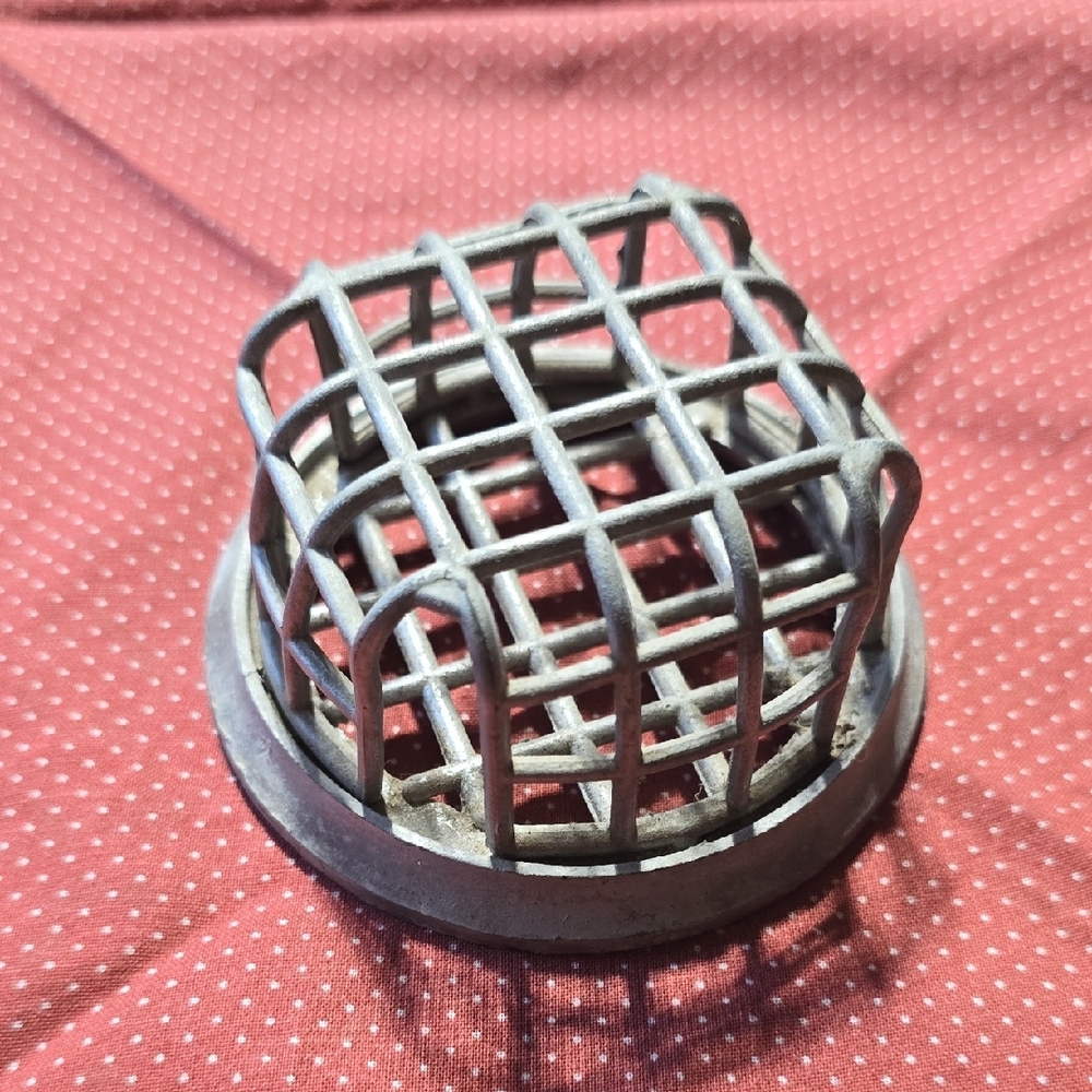 Metal Grid Cage Cover